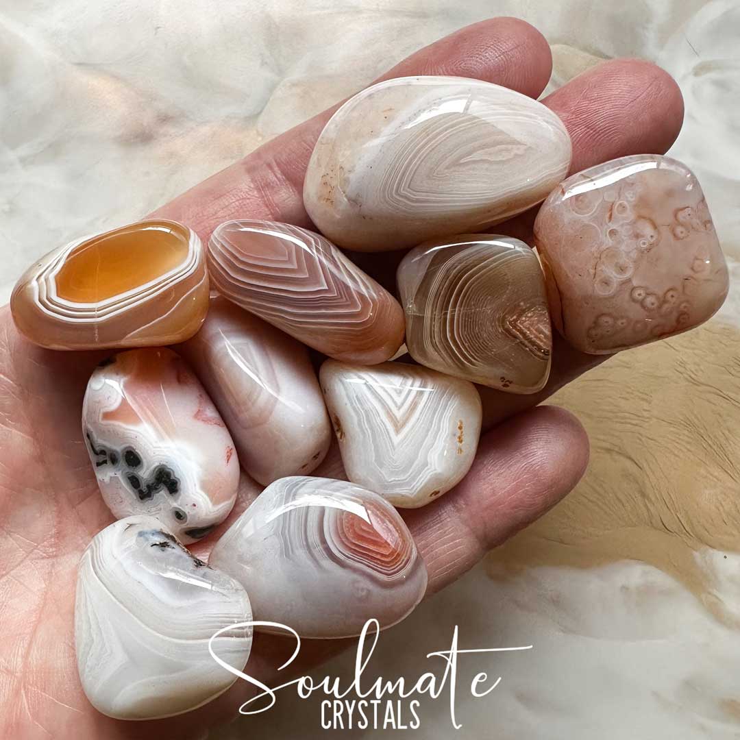 Soulmate Crystals Agate Apricot Neutral Banded Tumbled Stone, White, Cream, Pastel Peach, Light Honey, Pale Taupe Milky Chalcedony Crystal for Calm, Grounding, Balance, Harmony, Crown Chakra, Heart Chakra, Apricot Agate Polished Crystal Gemstone.