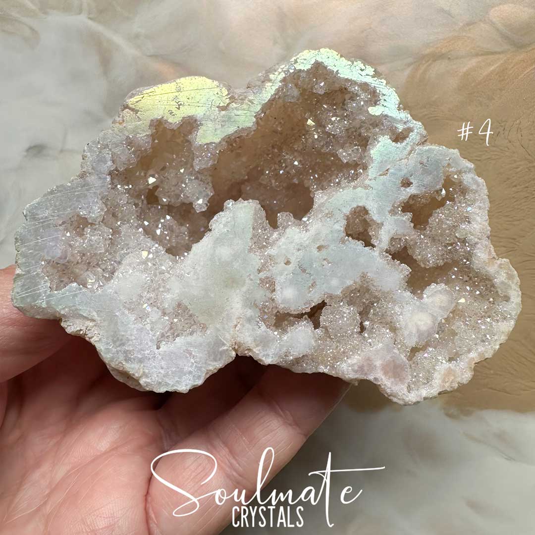 Soulmate Crystals Angel Aura Quartz Raw Natural Crystal Geode Half, Iridescent Cut Crystal Geode for Calming Worry, Soothing Tension, Communication, Spiritual Guidance.