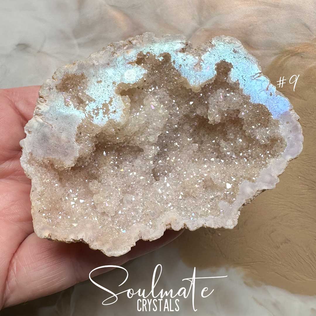 Soulmate Crystals Angel Aura Quartz Raw Natural Crystal Geode Half, Iridescent Cut Crystal Geode for Calming Worry, Soothing Tension, Communication, Spiritual Guidance.