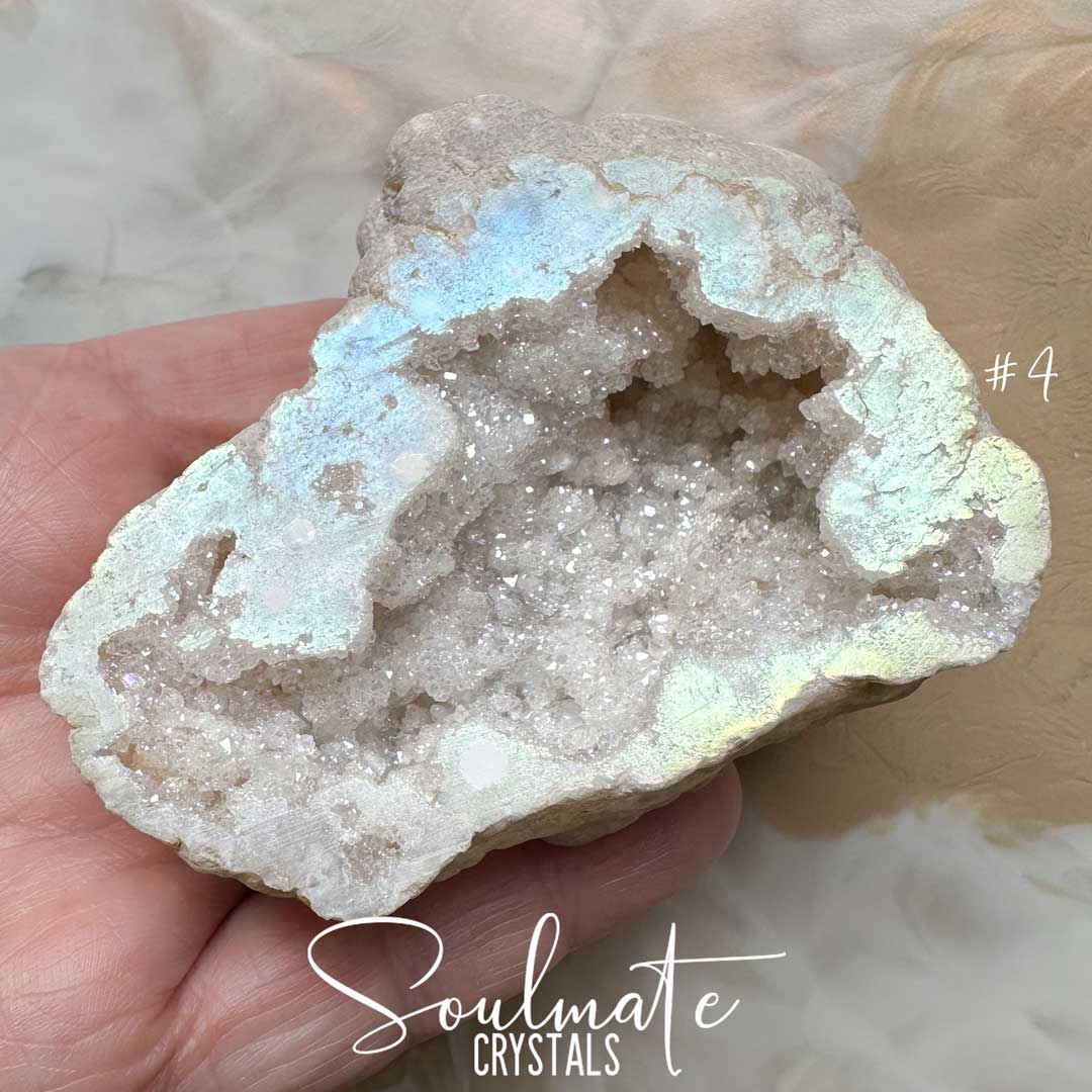 Soulmate Crystals Angel Aura Quartz Raw Natural Crystal Geode Half, Iridescent Cut Crystal Geode for Calming Worry, Soothing Tension, Communication, Spiritual Guidance.