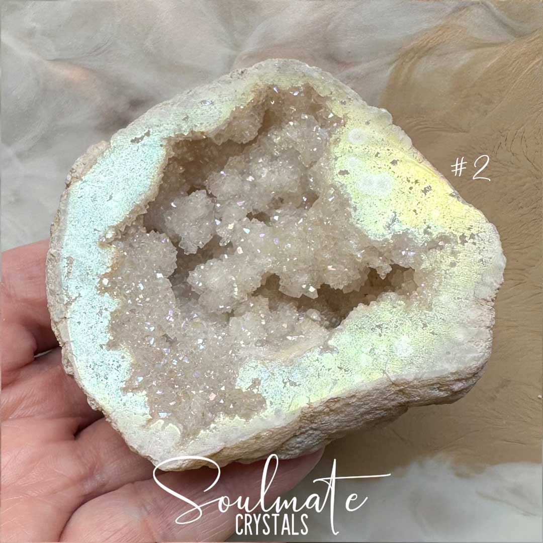 Soulmate Crystals Angel Aura Quartz Raw Natural Crystal Geode Half, Iridescent Cut Crystal Geode for Calming Worry, Soothing Tension, Communication, Spiritual Guidance.