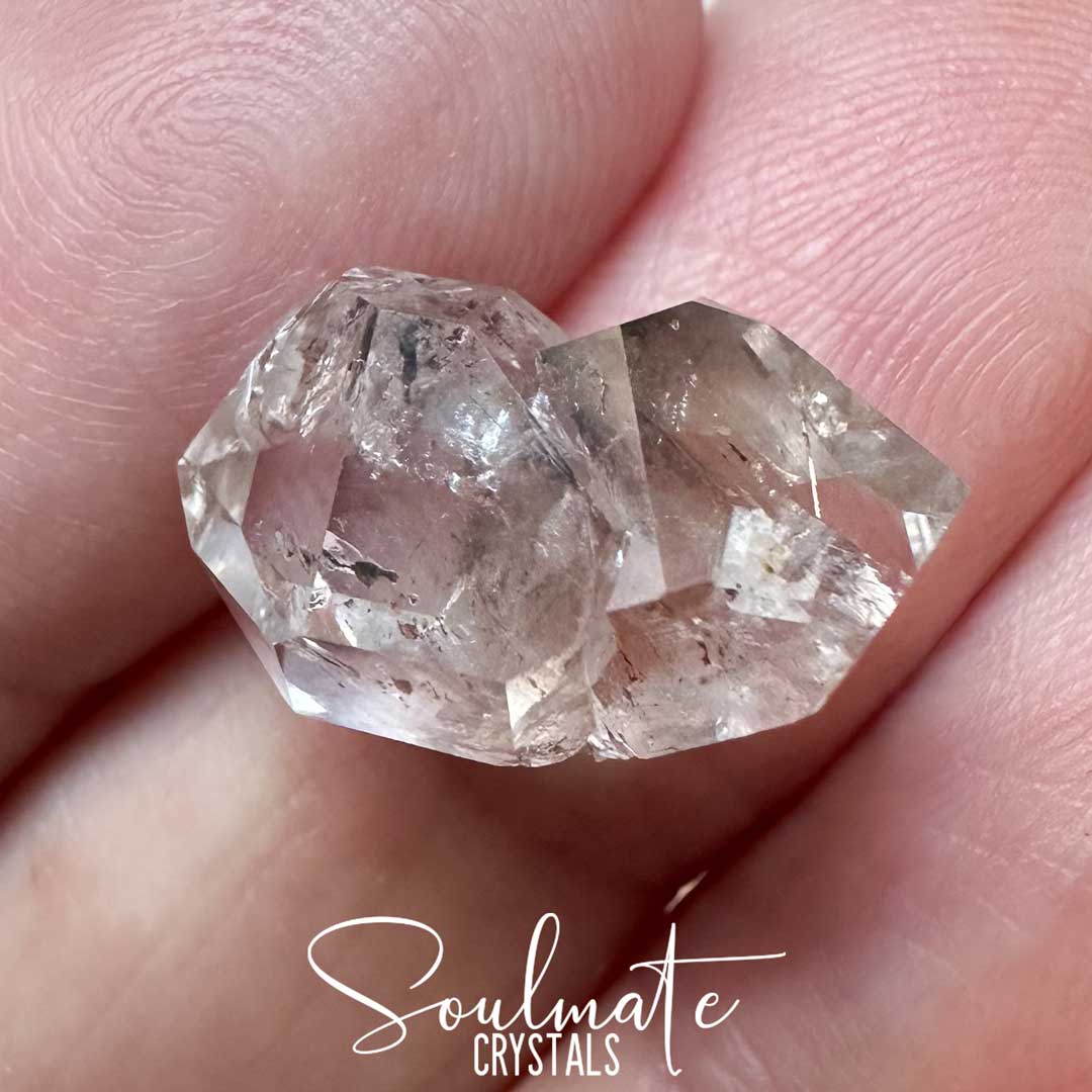 Soulmate Crystals Herkimer Diamond Quartz Raw Natural Intertwined Soulmate Twin Crystal Unpolished Clear Double Crystal Point for Energy Transmission, Meditation, Breathwork, Visioning, Dreamwork, Harmony, Relationships, Spiritual Connection, Higher Self, Universal Wisdom, Cosmic Understanding.