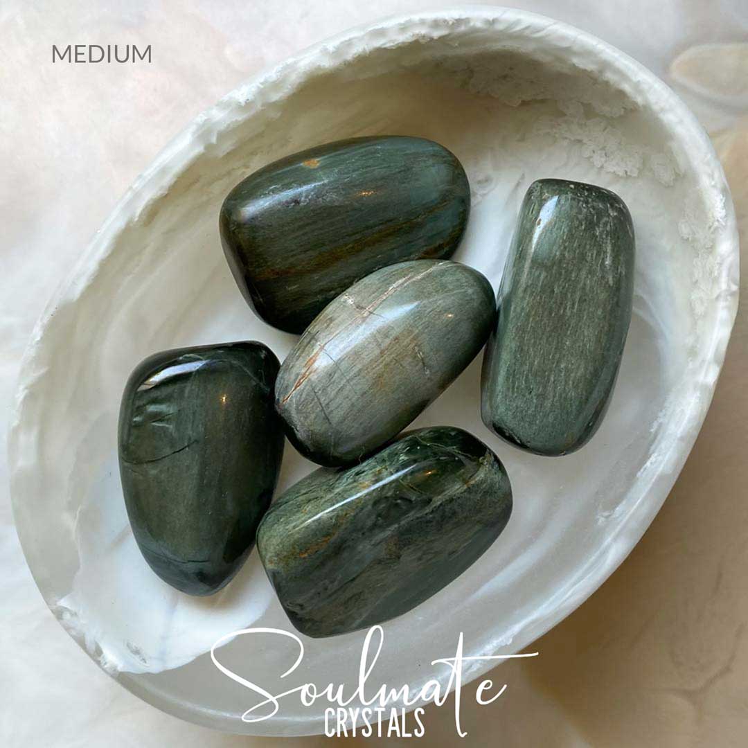 Soulmate Crystals Hypersthene Green Tumbled Stone, Chatoyant Green Crystal for Creative Visualisation, Manifestation, Shadow Work, Visioning