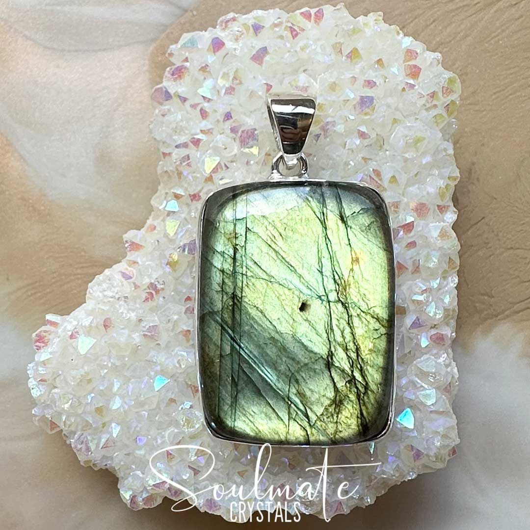 Soulmate Crystals Labradorite Polished Crystal Pendant Oblong Sterling Silver, Green Gold, Flashy Crystal for Destiny, Higher Consciousness, Wisdom, Dreaming, Pendant, Jewellery, Jewelry, Wearable Crystal Jewellery.