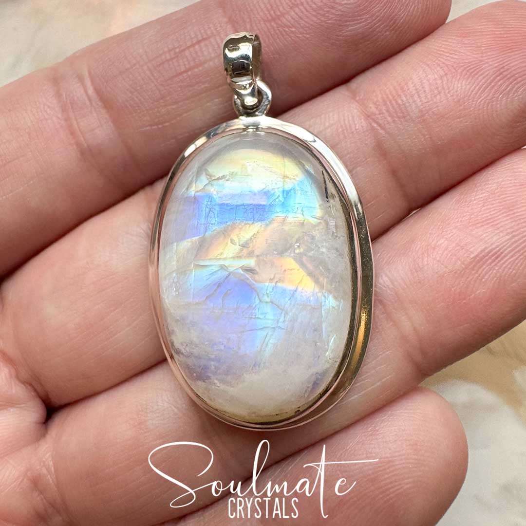 Soulmate Crystals Rainbow Moonstone Polished Crystal Pendant Oval Sterling Silver Grade AA, White Crystal with Orange Blue Flash for Divine Feminine, Clarity and Intuition, Pendant, Jewellery, Jewelry, Wearable Crystal Jewellery.