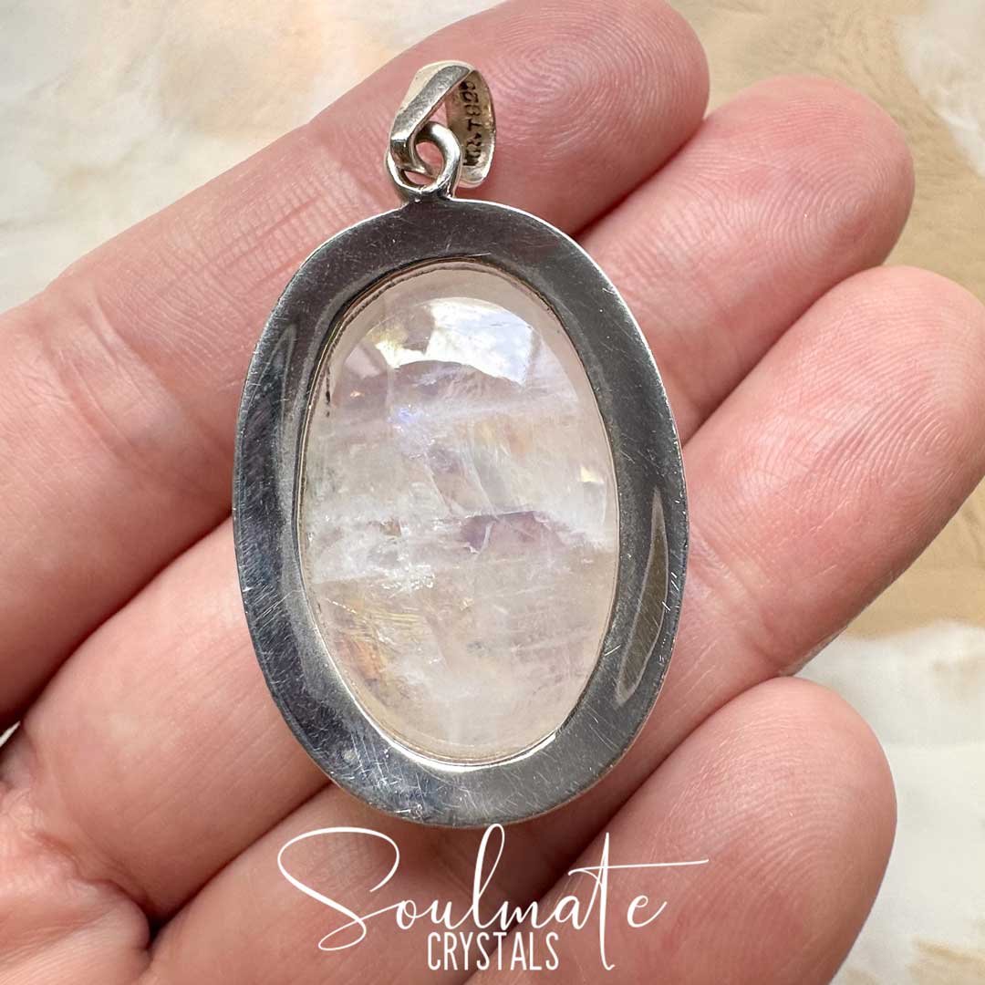 Soulmate Crystals Rainbow Moonstone Polished Crystal Pendant Oval Sterling Silver Grade AA, White Crystal with Orange Blue Flash for Divine Feminine, Clarity and Intuition, Pendant, Jewellery, Jewelry, Wearable Crystal Jewellery.