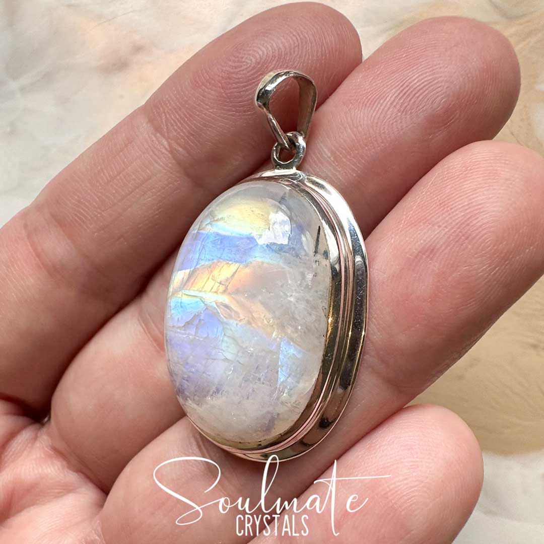 Soulmate Crystals Rainbow Moonstone Polished Crystal Pendant Oval Sterling Silver Grade AA, White Crystal with Orange Blue Flash for Divine Feminine, Clarity and Intuition, Pendant, Jewellery, Jewelry, Wearable Crystal Jewellery.