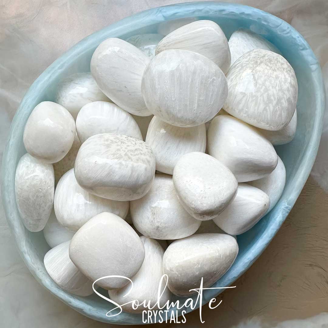Soulmate Crystals Scolecite Tumbled Stone, White Zeolite Crystal for Spiritual Communication, Inner Peace, Transformation, High Vibration, Tranquility, Meditation, Crystals for Sleep, Crystals for Insomnia, Harmony.