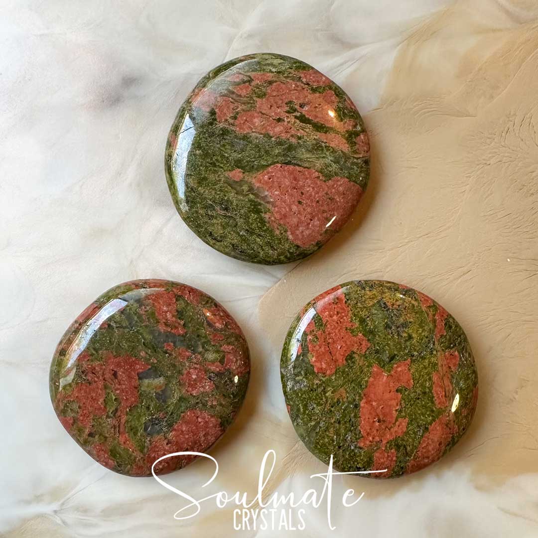 Soulmate Crystals Unakite Polished Crystal Palm Stone, Combination Pink Green Crystal for Grounding, Unity, Emotional Wellbeing, Abundance, Luck, Heart Chakra Alignment, Balance, Calming.