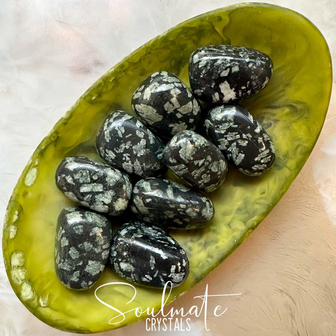 Soulmate Crystals Writing Stone Dark Green Tumbled Stone, Rice Grain Shaped Pattern in Green Crystal for Creativity, Alignment, Expansion, Goals, Studying, Writing.