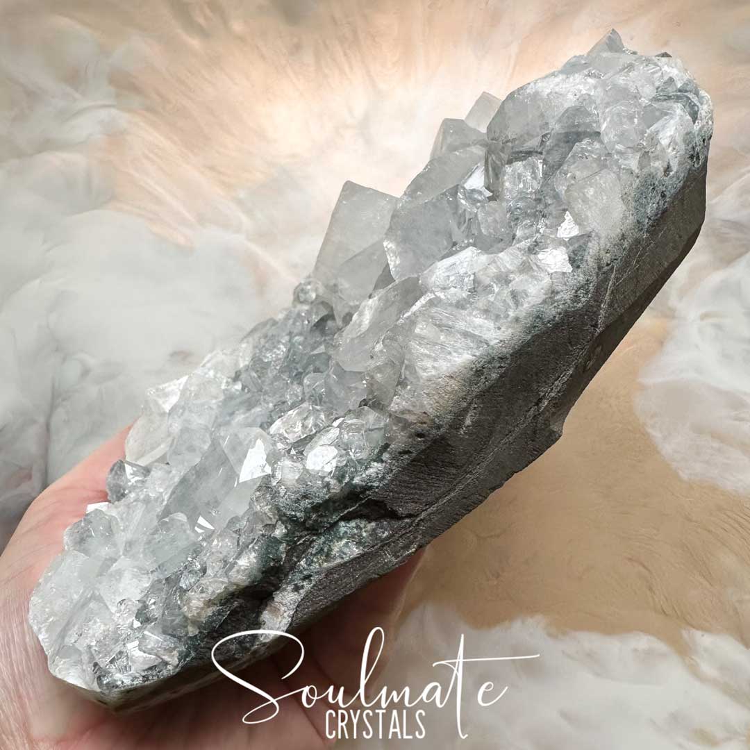 Soulmate Crystals Zeolite Apophyllite Chalcedony Black Raw Mineral Specimen First Quality, Clear Crystals on Druzy Black Rock for Cleansing, Serenity, Light, Harmonising, Energetic Transformation, Nurturing, Intuition, Negative Thought Pattern Removal, Wisdom, Alignment.