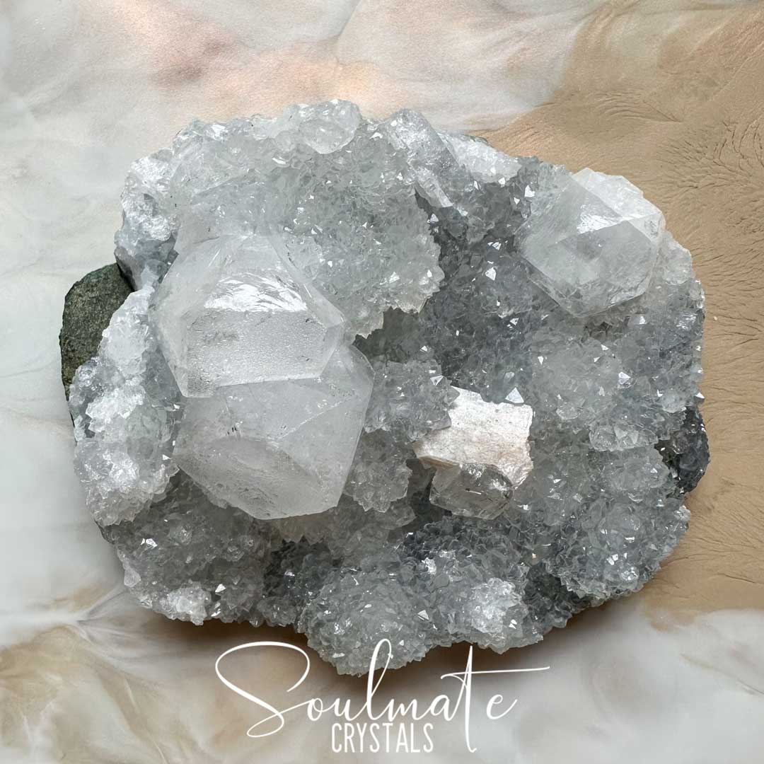 Soulmate Crystals Zeolite Apophyllite Chalcedony Black Raw Mineral Specimen First Quality, Clear Crystals on Druzy Clear Quartz Rock for Cleansing, Serenity, Light, Harmonising, Energetic Transformation, Nurturing, Intuition, Negative Thought Pattern Removal, Wisdom, Alignment.