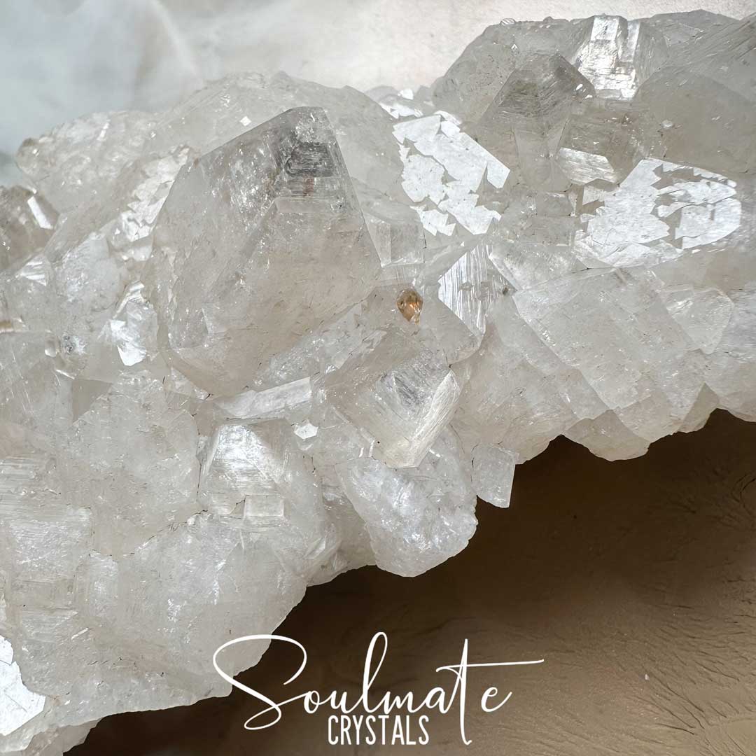 Soulmate Crystals Zeolite Apophyllite Diamond Champagne Raw Mineral Specimen First Quality, Clear Crystal for Cleansing, Serenity, Light, Harmonising, Energetic Transformation, Nurturing.