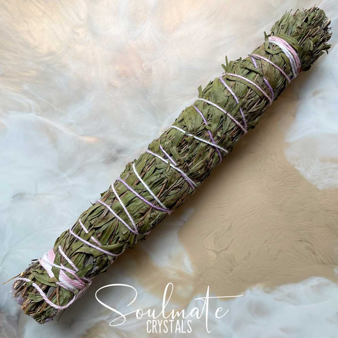 Soulmate Crystals Australian Organic Blend Herbal Cleansing Stick Bundle, Dried Green Leaf Bundle of Lavendar, Eucalyptus, Tea Tree, Cypress Sticks for Smoke Cleansing, Protection and Purification.