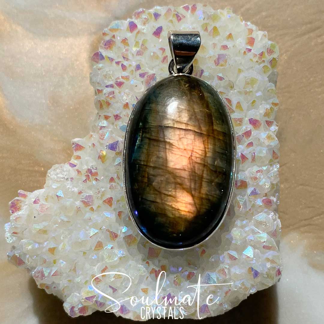 Soulmate Crystals Labradorite Polished Crystal Pendant Oval Sterling Silver, Orange, Blue, Green, Gold, Flashy Crystal for Destiny, Higher Consciousness, Wisdom, Dreaming, Pendant, Jewellery, Jewelry, Wearable Crystal Jewellery.