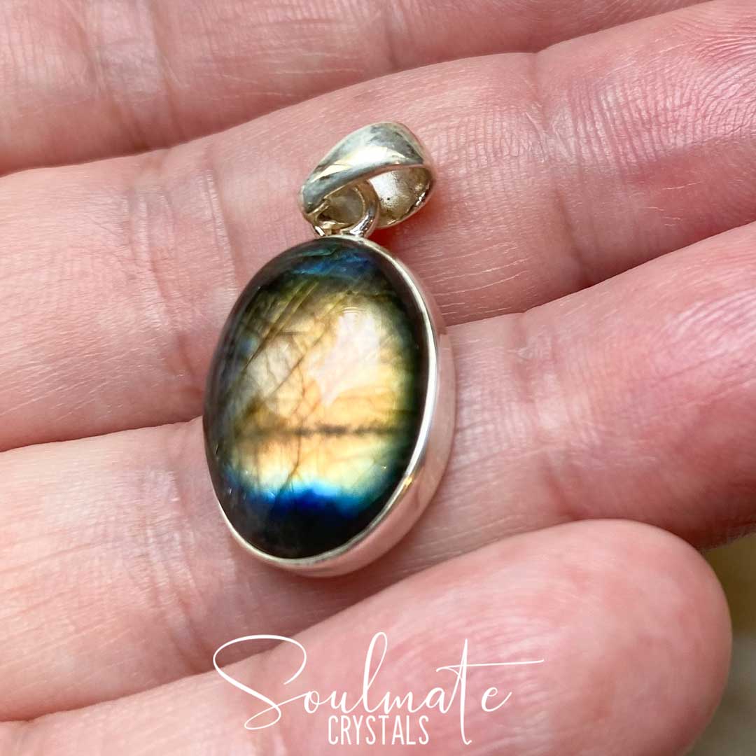 Soulmate Crystals Labradorite Polished Crystal Pendant Oval Sterling Silver, Orange, Blue, Green, Gold, Flashy Crystal for Destiny, Higher Consciousness, Wisdom, Dreaming, Pendant, Jewellery, Jewelry, Wearable Crystal Jewellery.