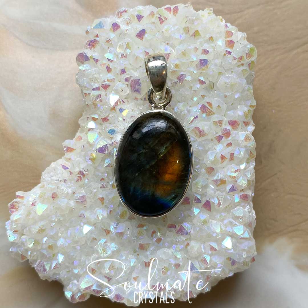 Soulmate Crystals Labradorite Polished Crystal Pendant Oval Sterling Silver, Orange, Blue, Green, Gold, Flashy Crystal for Destiny, Higher Consciousness, Wisdom, Dreaming, Pendant, Jewellery, Jewelry, Wearable Crystal Jewellery.