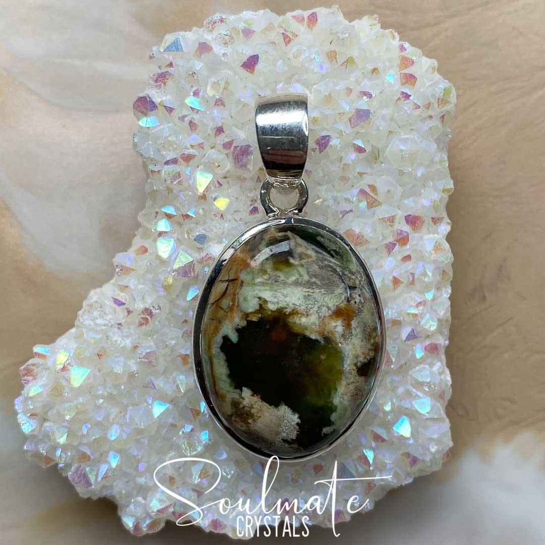 Soulmate Crystals Opalite Green Polished Crystal Pendant Oval Sterling Silver Grade A, Green Crystal for Cleansing, Soothing, Restoration, Heart, Nurturing, Relationships, Crystal Jewellery.
