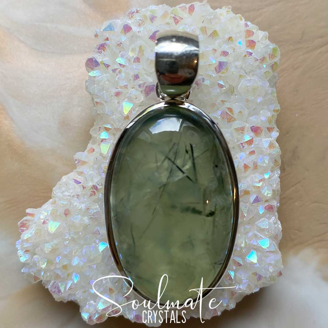 Soulmate Crystals Prehnite Epidote Polished Crystal Pendant Oval Sterling Silver Grade A, Green Crystal for Emotional Wellbeing, Stability, Deeper Awareness, Soothing, Calming, Pendant, Jewellery, Jewelry, Wearable Crystal Jewellery.